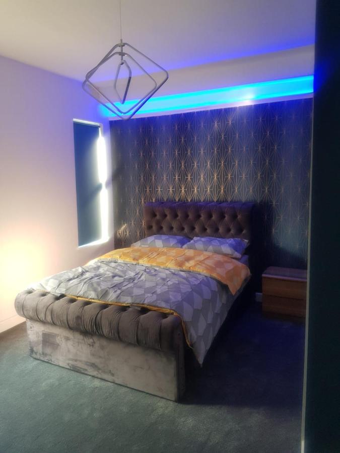 Highfields Living - All Rooms Ensuite- Free Wifi- Free Local Parking Sheffield Eksteriør billede