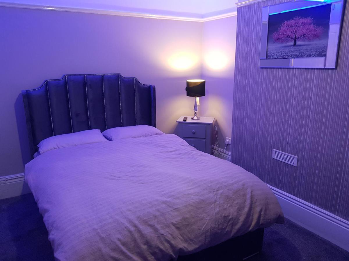 Highfields Living - All Rooms Ensuite- Free Wifi- Free Local Parking Sheffield Eksteriør billede