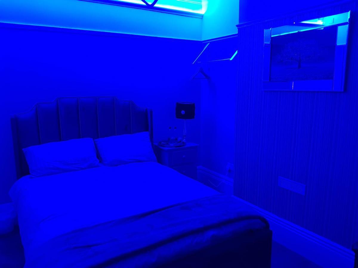 Highfields Living - All Rooms Ensuite- Free Wifi- Free Local Parking Sheffield Eksteriør billede