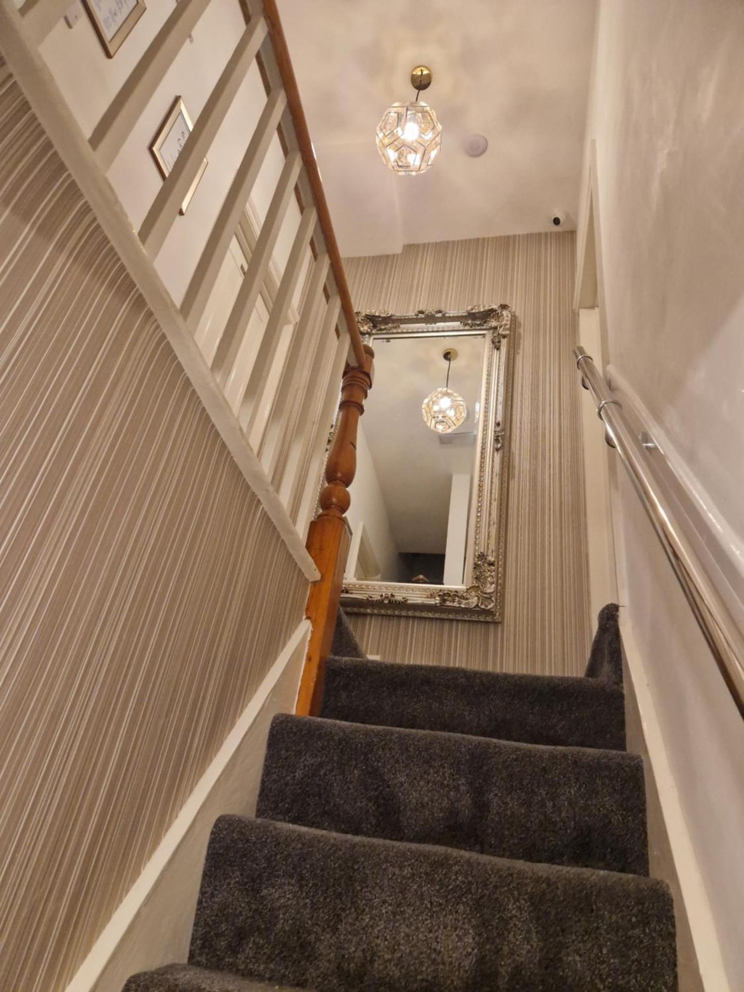 Highfields Living - All Rooms Ensuite- Free Wifi- Free Local Parking Sheffield Eksteriør billede